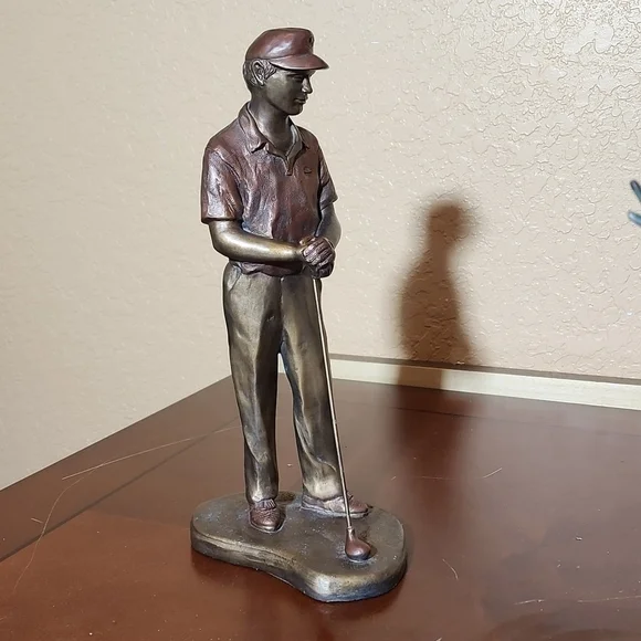 VINTAGE ALICE HEATH GOLF OUTING II FIGURINE - Picture 1 of 7